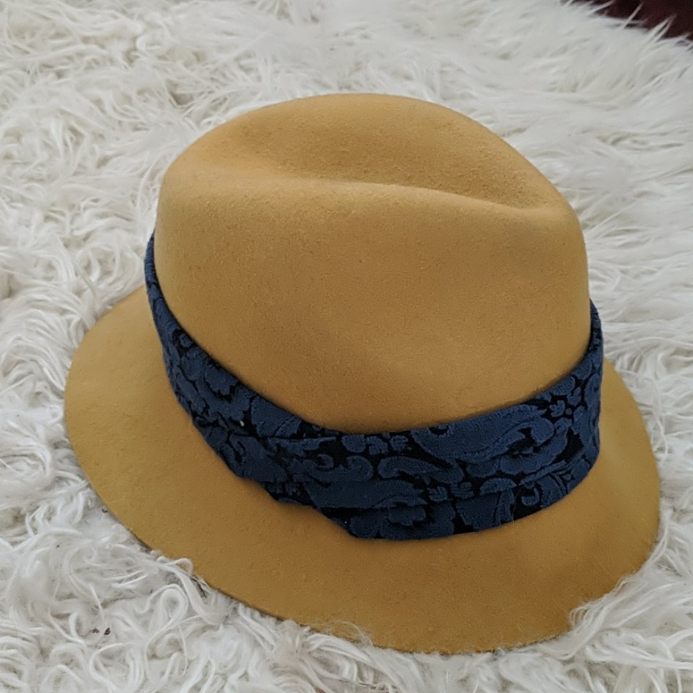 Anthropologie wool bucket hat - Perfect Condition